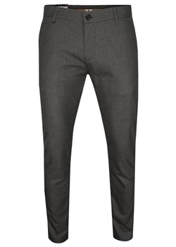 Szare Casualowe Spodnie Męskie, Slim Fit -TOMY WALKER- Zwężane, Chinosy, Tłoczony Wzór, w Paski SPTWKR17736szare ze sklepu JegoSzafa.pl w kategorii Spodnie męskie - zdjęcie 84960267
